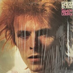 David Bowie – Space Oddity